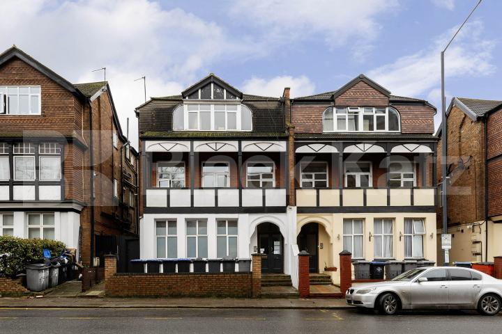 			1 Bedroom, 1 bath, 1 reception Flat			 Willesden Lane, Willesden Green